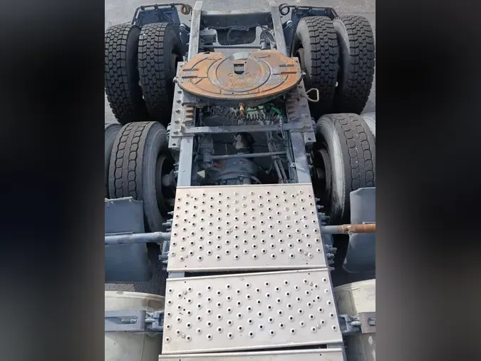 2017 FREIGHTLINER/MERCEDES CASCADIA 1257de393e44e250e09227faf875bd3e291