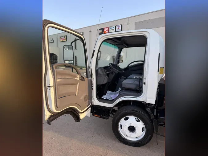 2022 Isuzu NRR7de63d4240daaf3f270b77f71958f2da