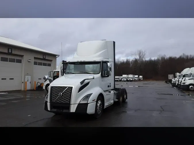2019 Volvo VNL300