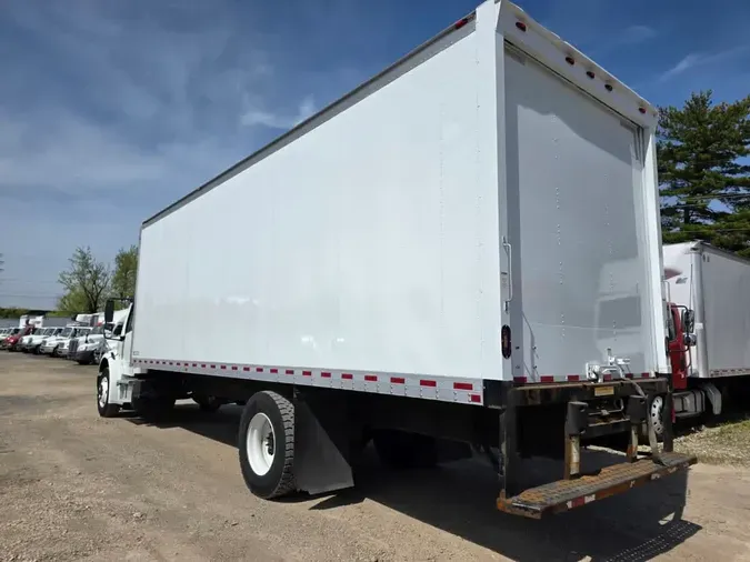 2019 FREIGHTLINER/MERCEDES M2 106