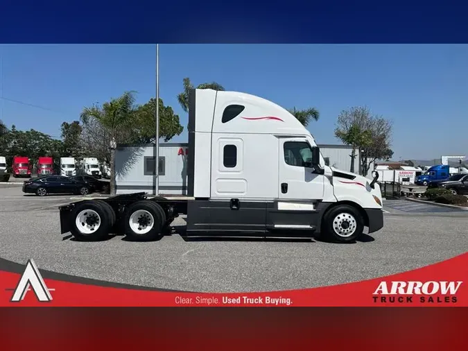 2021 FREIGHTLINER CA126