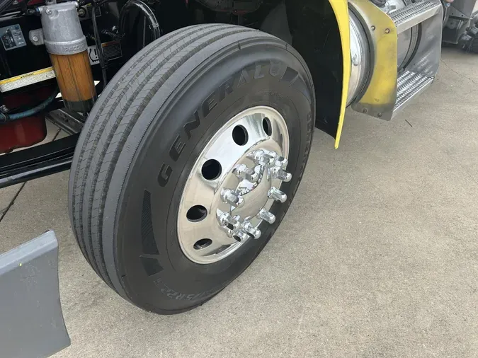 2021 Peterbilt 579