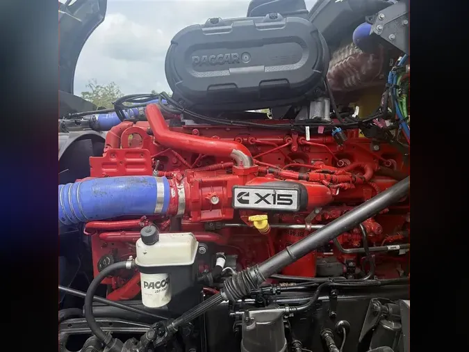 2023 PETERBILT 579