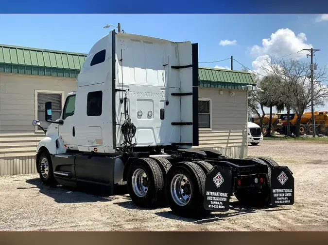 2022 INT LT625 6x4