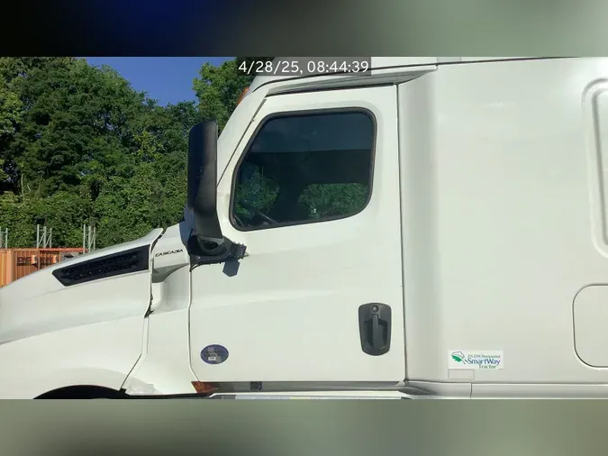 2021 Freightliner Cascadia