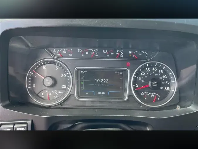 2021 INTERNATIONAL LT625
