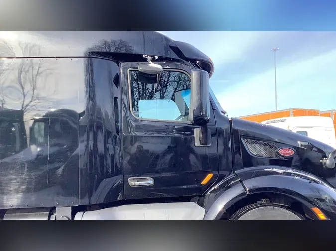 2021 Peterbilt 579