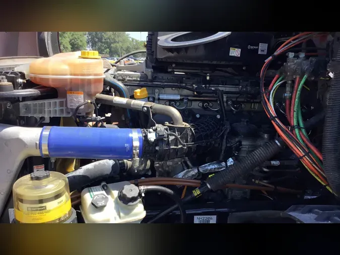 2023 Freightliner Cascadia 1267df78f803e3465e9df6fb8eb0e645016