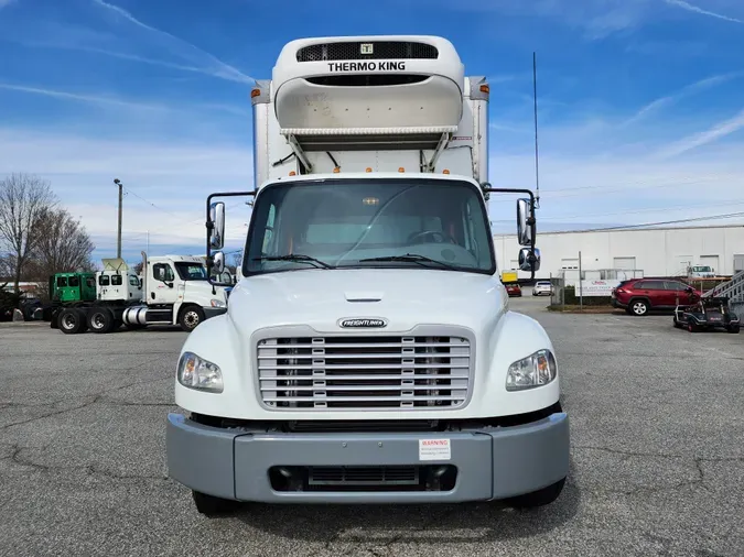 2014 FREIGHTLINER/MERCEDES M2 106