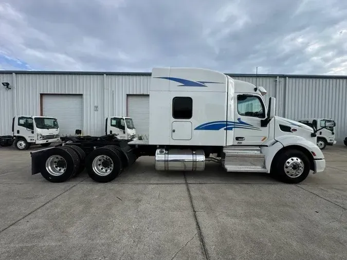 2022 Peterbilt 579