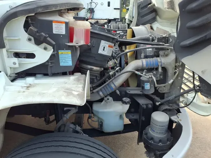 2019 FREIGHTLINER/MERCEDES M2 106