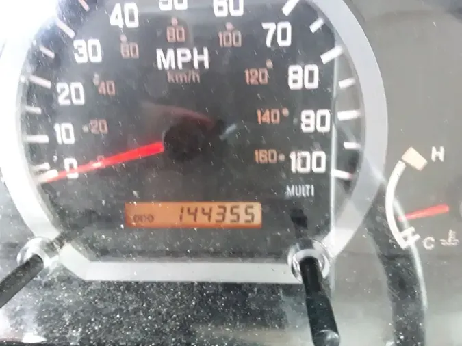 2017 ISUZU NPR