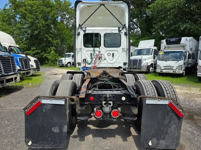 2019 FREIGHTLINER NEW CASCADIA PX12664