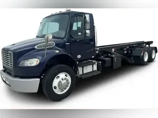 2016 Freightliner Business Class M2 106
