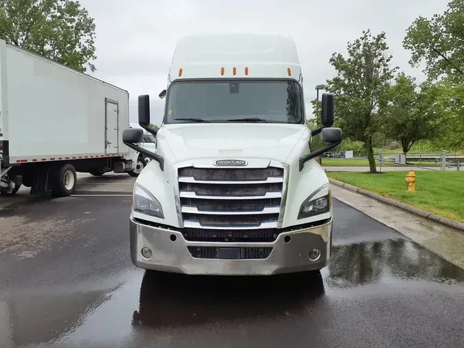 2019 FREIGHTLINER NEW CASCADIA PX12664