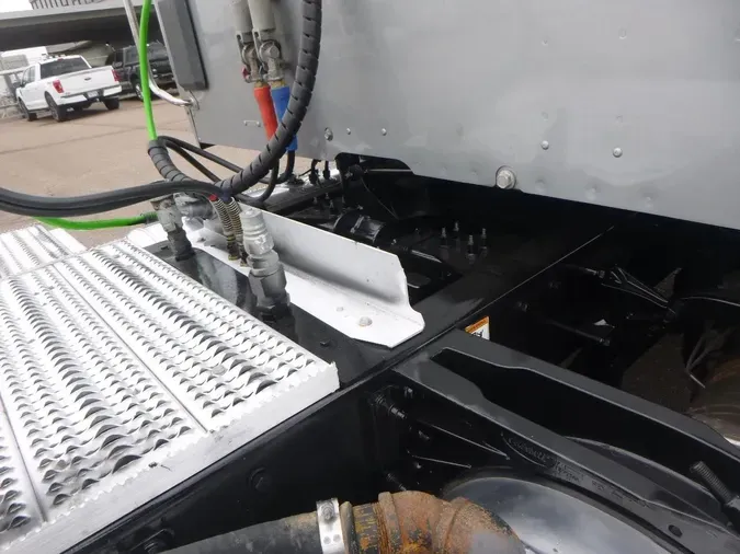 2021 Peterbilt 567