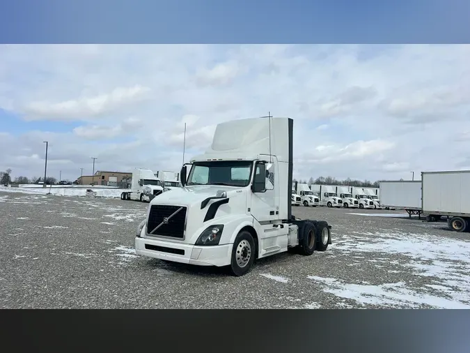 2018 Volvo VNL300