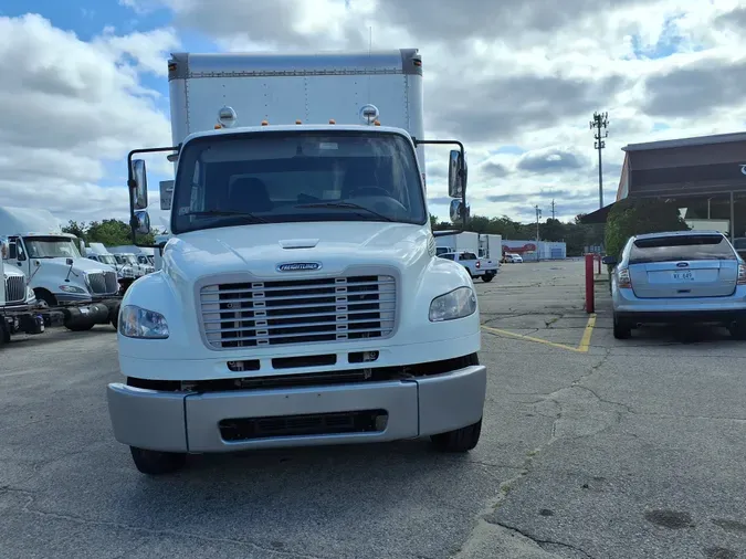 2018 FREIGHTLINER M2 106