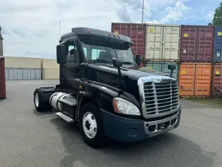 2018 FREIGHTLINER/MERCEDES CASCADIA 125
