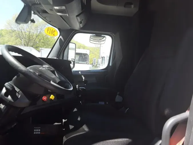 2019 FREIGHTLINER/MERCEDES NEW CASCADIA PX12664