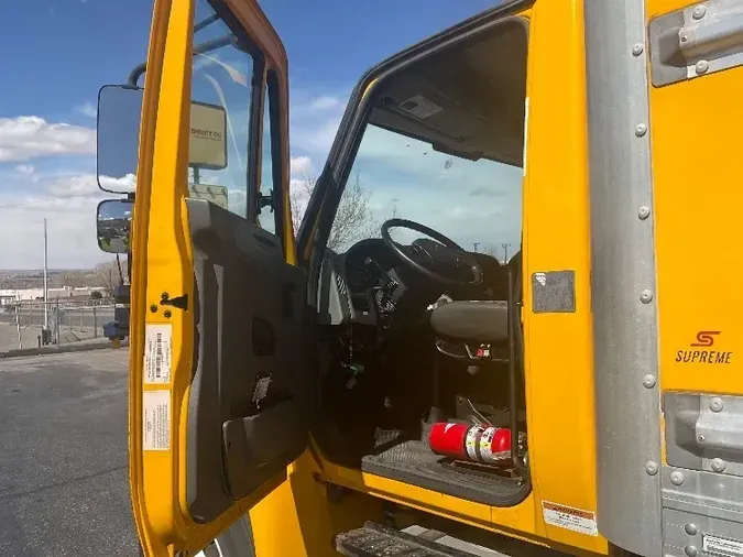 2019 International 4300