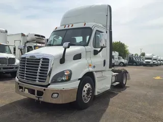 2019 FREIGHTLINER CASCADIA 113