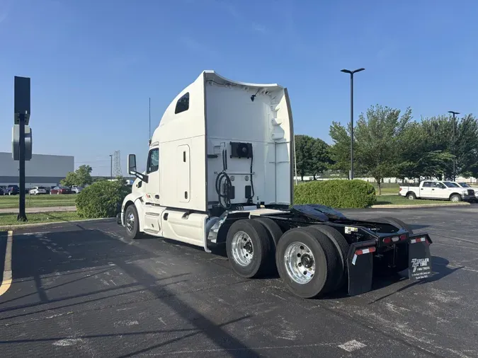 2022 Peterbilt 579