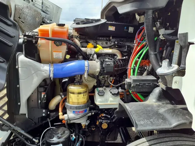 2020 FREIGHTLINER CASCADIA 113