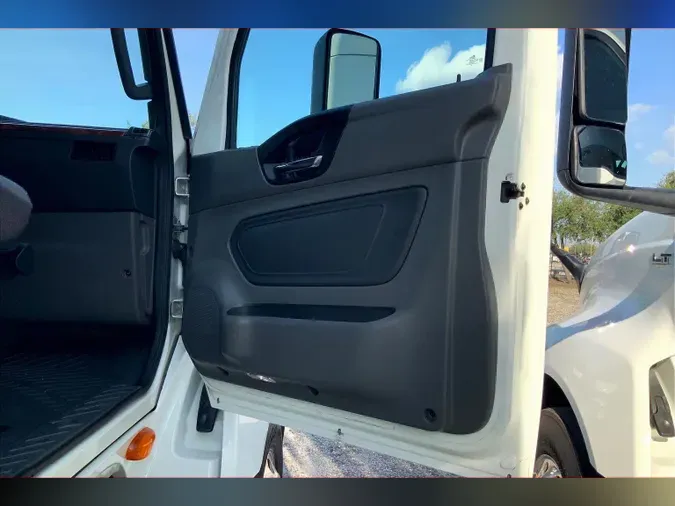 2021 INT LT625 6x4