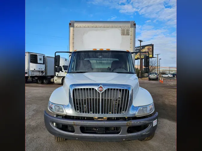 2019 NAVISTAR INTERNATIONAL 4300 LP