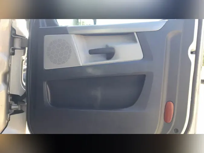 2021 Freightliner Cascadia 126