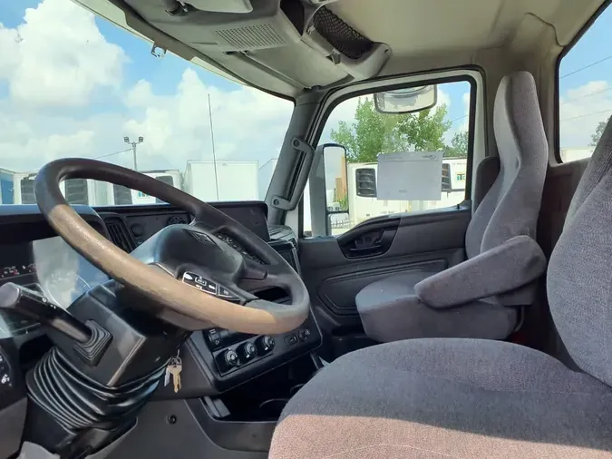 2019 NAVISTAR INTERNATIONAL LT625 DAYCAB T/A
