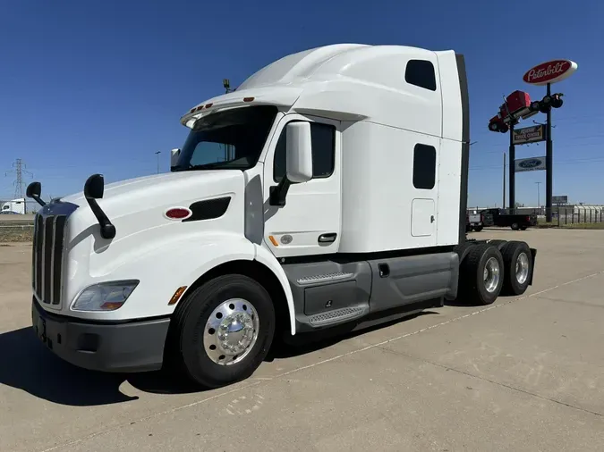2021 Peterbilt 579