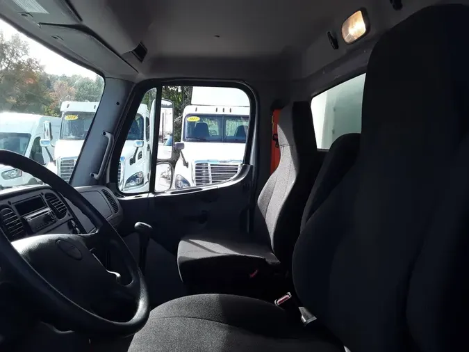 2021 FREIGHTLINER/MERCEDES M2 1067e25dca7c459e49fb947b3656afb7352