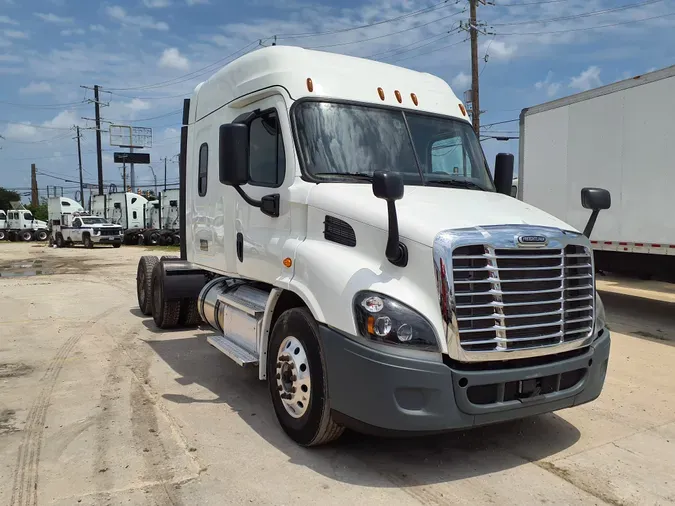 2019 FREIGHTLINER/MERCEDES CASCADIA 113