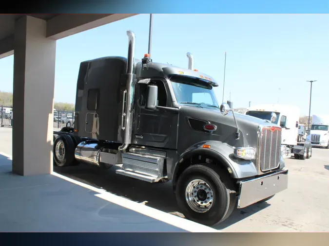 2025 Peterbilt 5677e285959f024a71cdb75cb1ed8828ef0