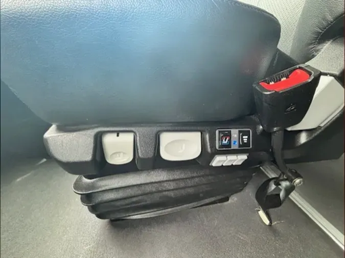 2021 Freightliner PT126SLP