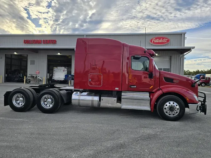 2022 Peterbilt 579