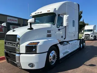 2023 MACK ANTHEM