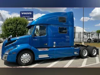 2019 Volvo VNL64T860