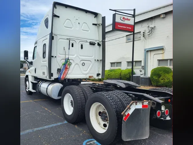 2019 FREIGHTLINER/MERCEDES CASCADIA 125