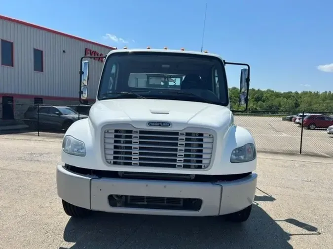 2018 Freightliner M2 1067e3c7dc78b6cb9fd93557240cd3b34b3
