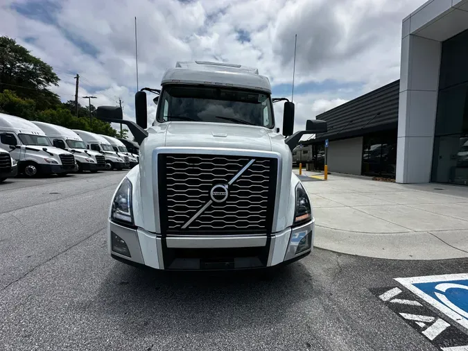 2023 Volvo VNL64T860