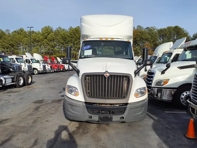 2019 NAVISTAR INTERNATIONAL LT625 DAYCAB T/A