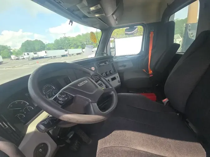 2019 FREIGHTLINER/MERCEDES NEW CASCADIA 1167e3e2840d9d64f0300a4a03a301b1236