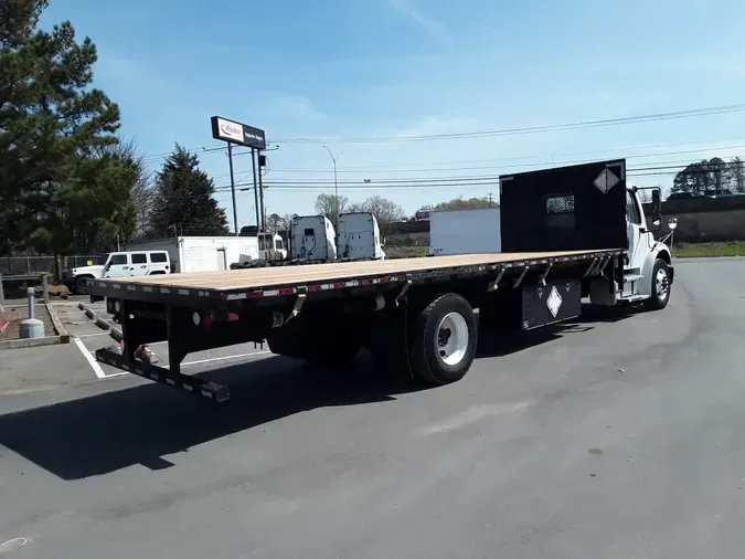 2017 FREIGHTLINER/MERCEDES M2 106