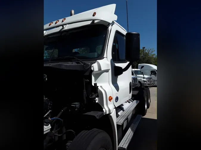 2017 FREIGHTLINER/MERCEDES CASCADIA 1257e4134cc19673ae25b74e6dcf4d9ceb3