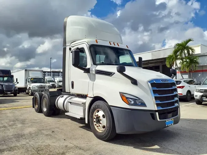 2020 FREIGHTLINER/MERCEDES NEW CASCADIA PX12664