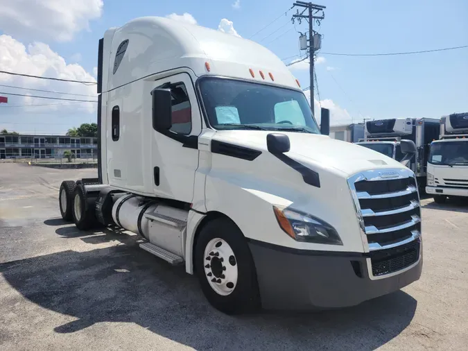 2019 FREIGHTLINER/MERCEDES NEW CASCADIA PX12664