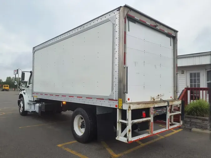 2019 FREIGHTLINER M2 106